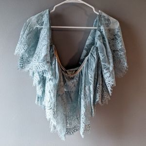 Grace loves lace lace crop